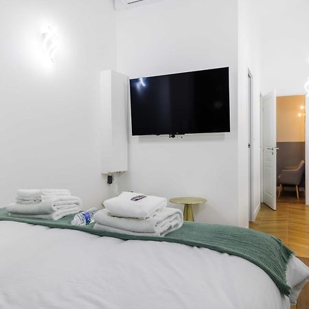 Charmant Appartement 2Br-6P - Gare De L'Est Parijs Buitenkant foto