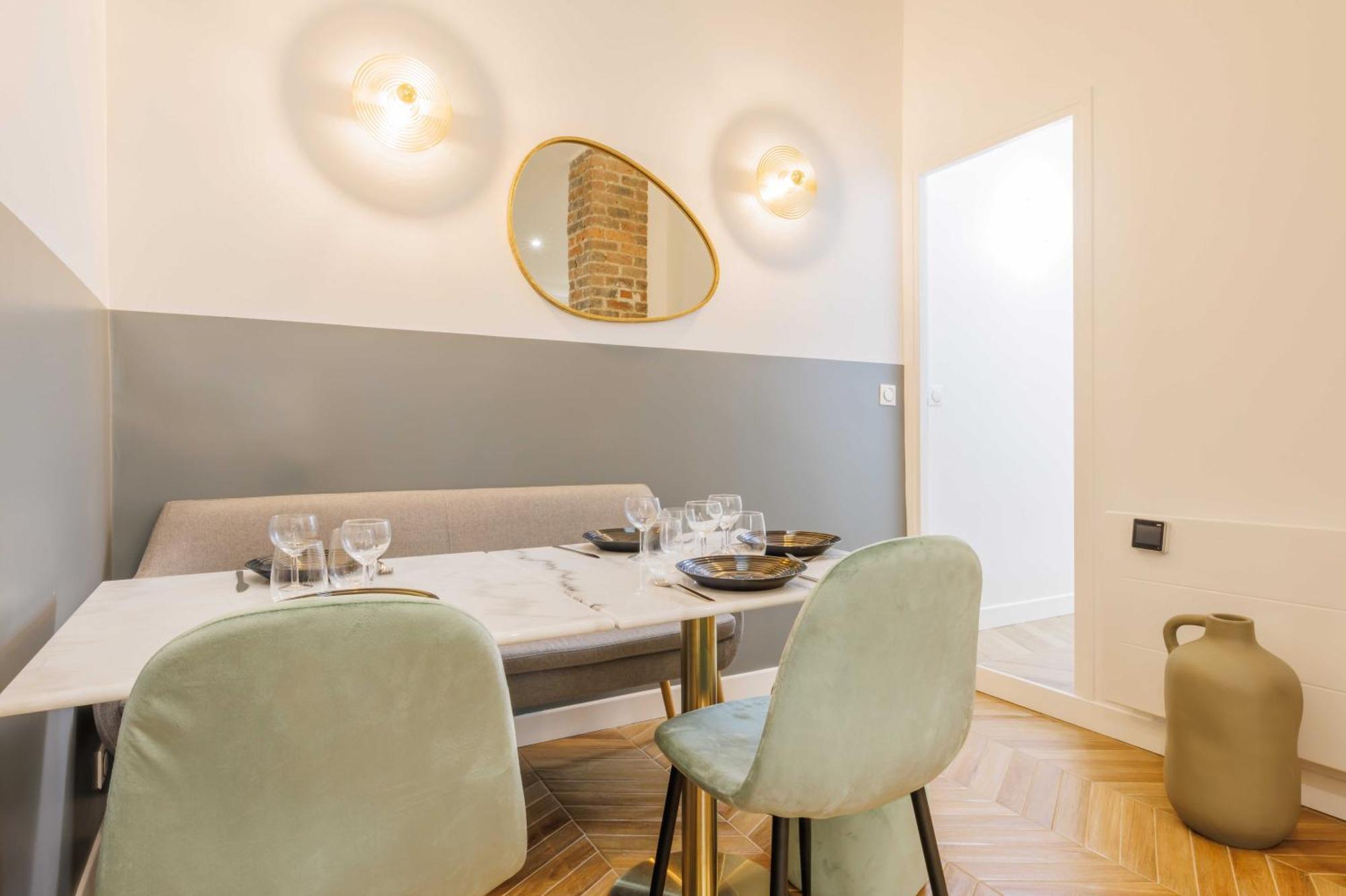 Charmant Appartement 2Br-6P - Gare De L'Est Parijs Buitenkant foto