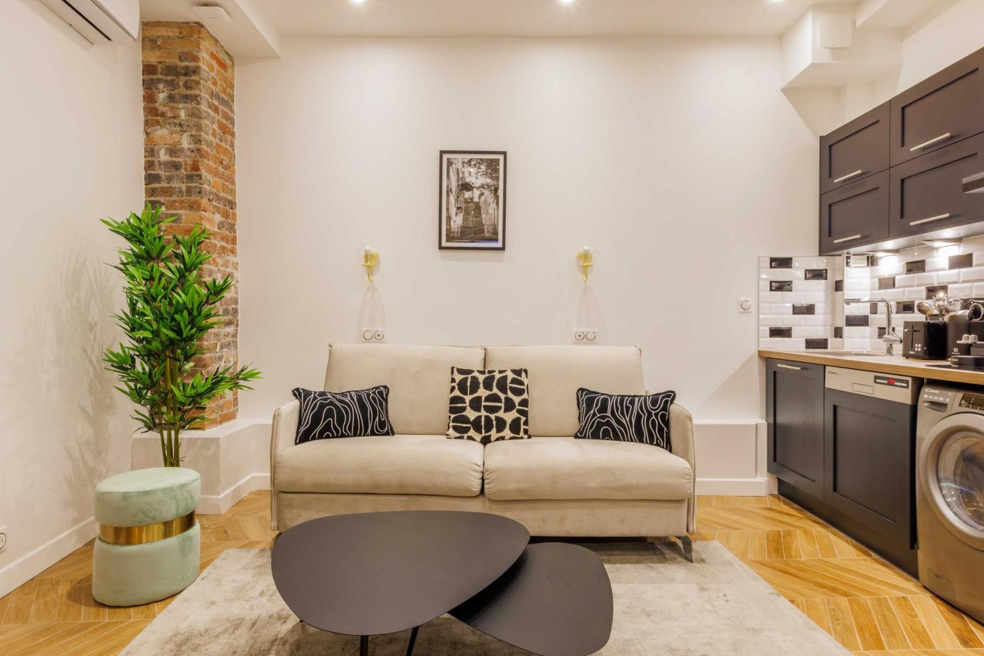 Charmant Appartement 2Br-6P - Gare De L'Est Parijs Buitenkant foto