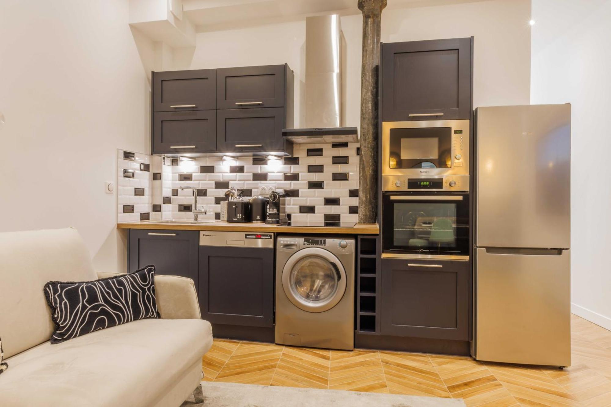 Charmant Appartement 2Br-6P - Gare De L'Est Parijs Buitenkant foto